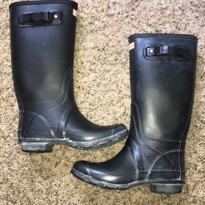 Black Hunter boots